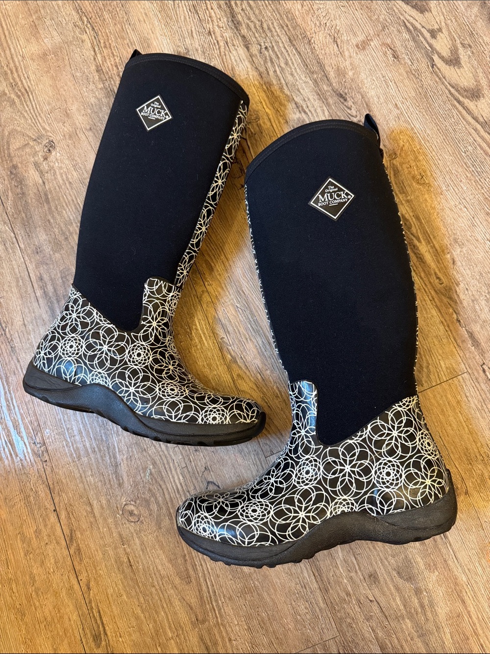 Muck Boot Company Women's Black & White Patterned Tall Waterproof Boots - Picture 2 of 6
